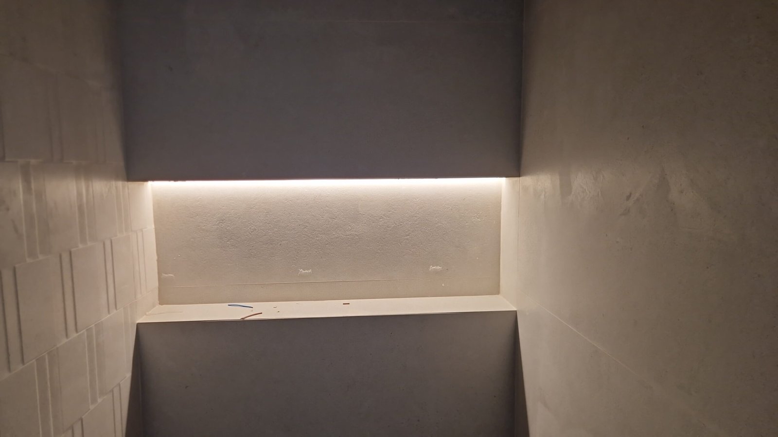 LED BAÑO 3